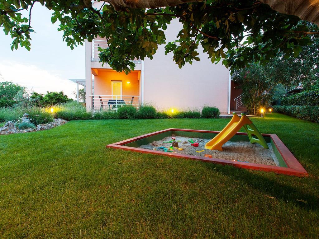Apartments Villa Brioni I Fažana Exterior foto